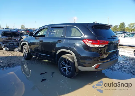 2018 Toyota Highlander Le Plus from USA, damaged, VIN 5TDBZRFH9JS900636